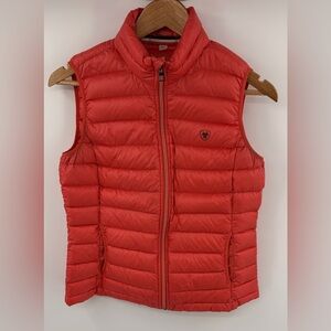 Ariat ideal down lightweight full zip red coral puffer vest women’s size S rodeo